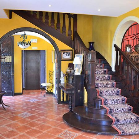 Hotel Villa Des Anges Гримо Экстерьер фото