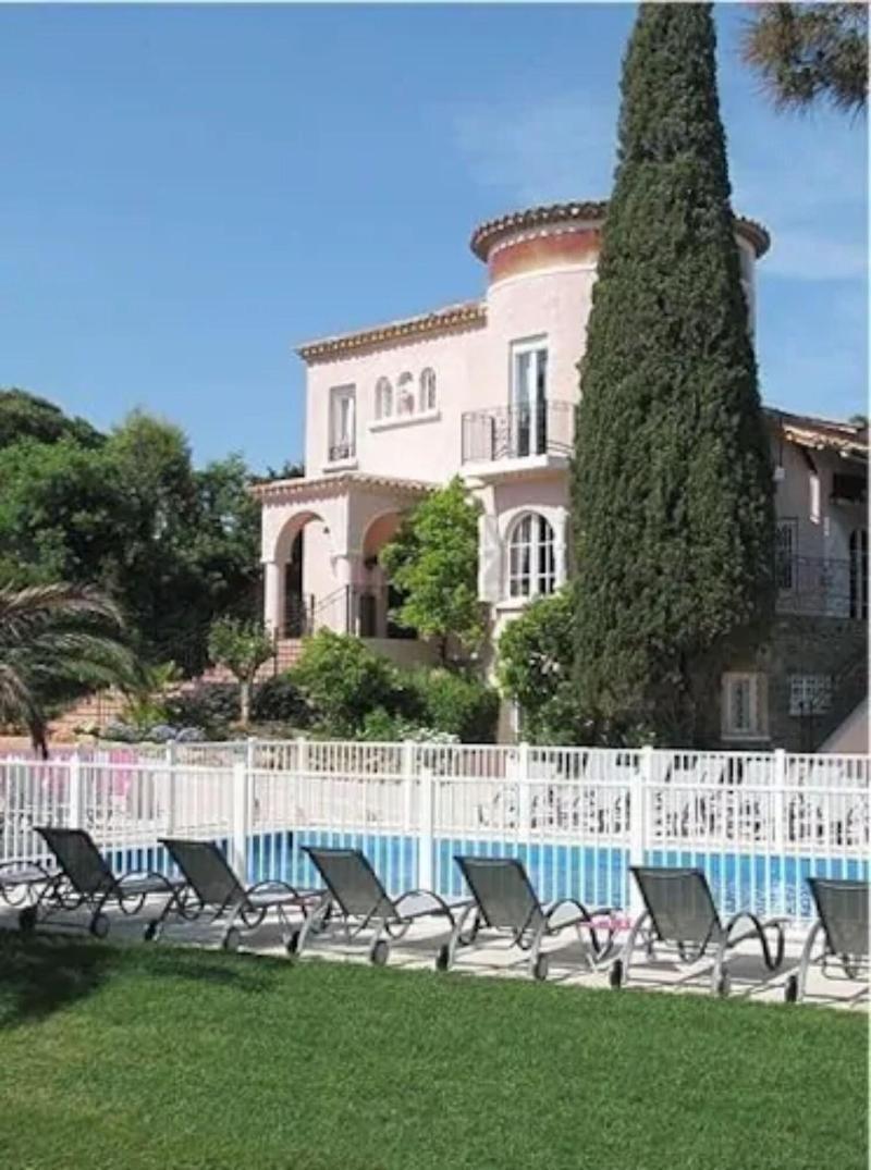 Hotel Villa Des Anges Гримо Экстерьер фото