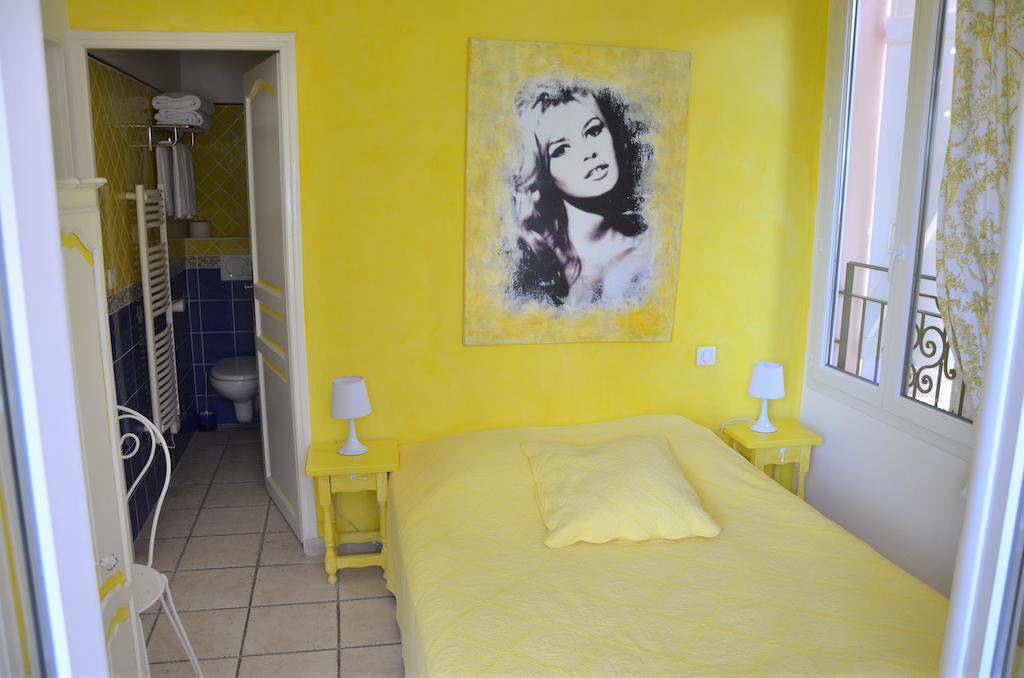 Hotel Villa Des Anges Гримо Номер фото