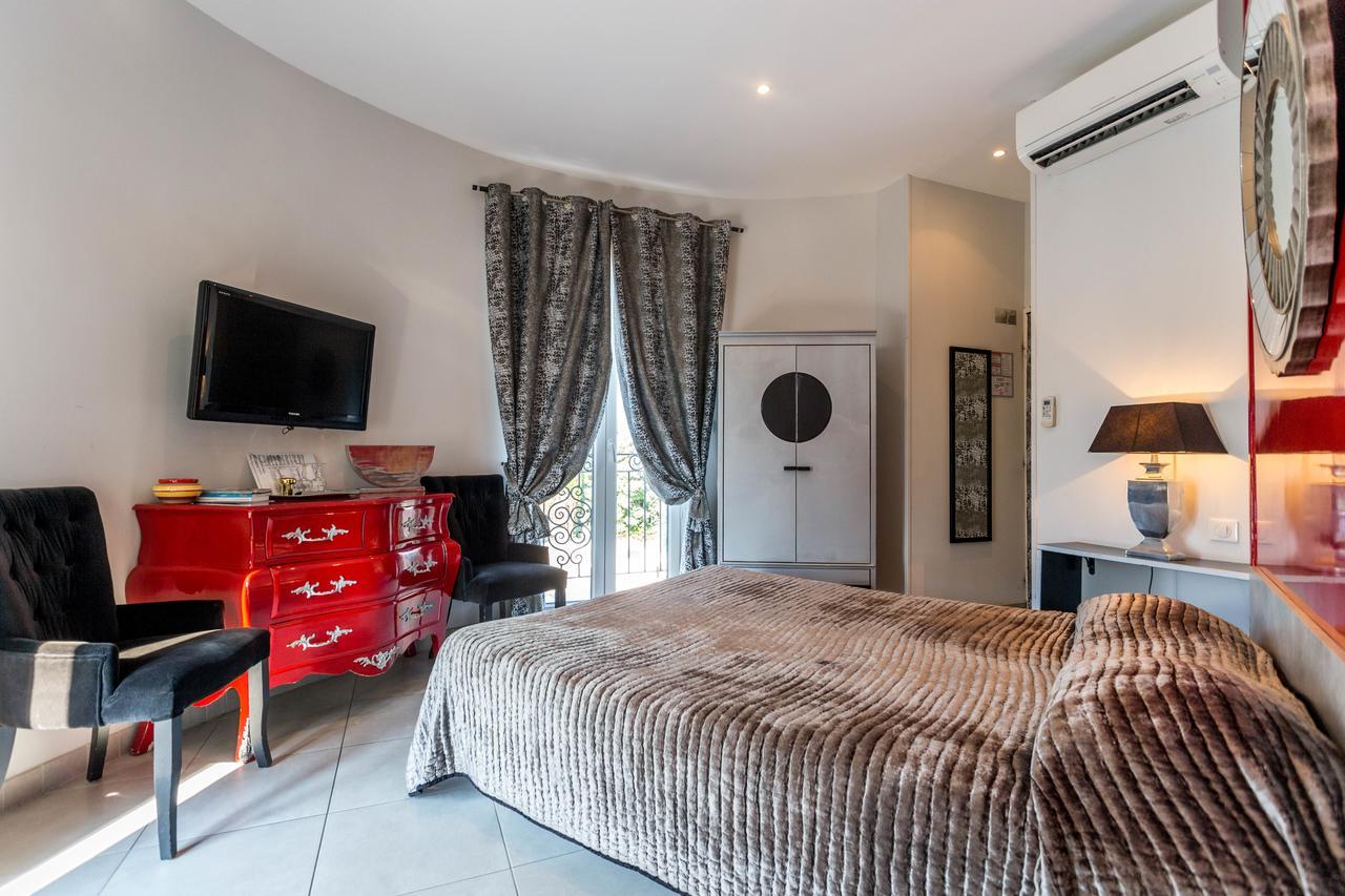 Hotel Villa Des Anges Гримо Экстерьер фото